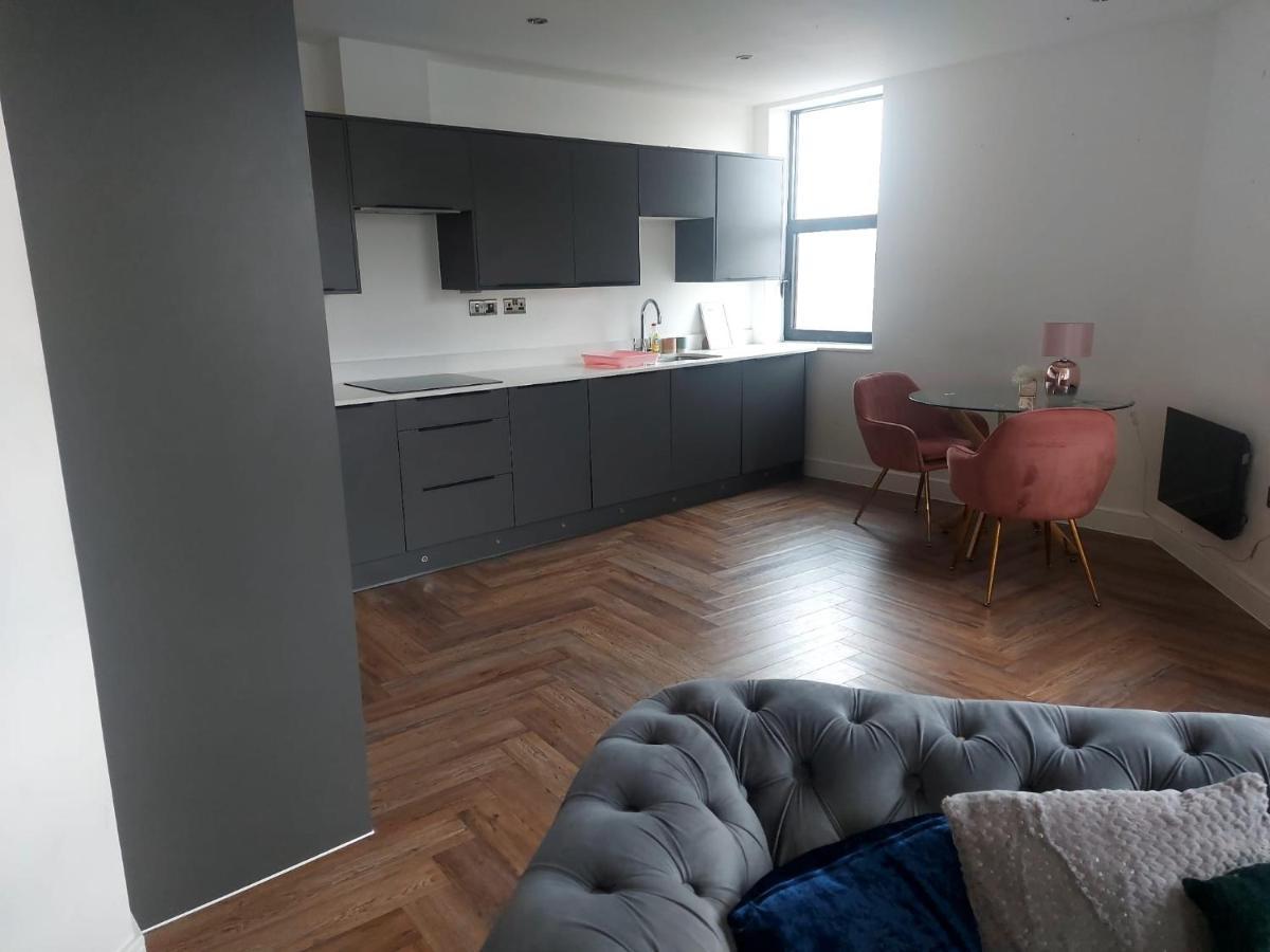Spacious Unique City Apartments Бирмингем Экстерьер фото