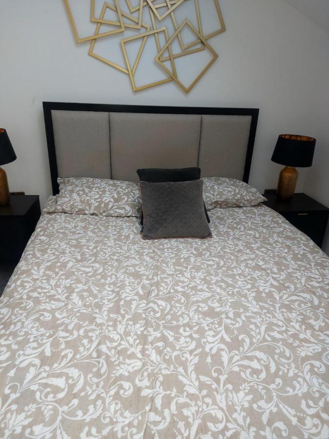 Spacious Unique City Apartments Бирмингем Экстерьер фото